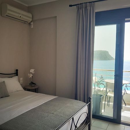 Anel Rooms Himare Exterior photo