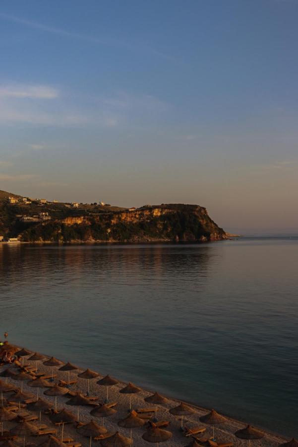 Anel Rooms Himare Exterior photo