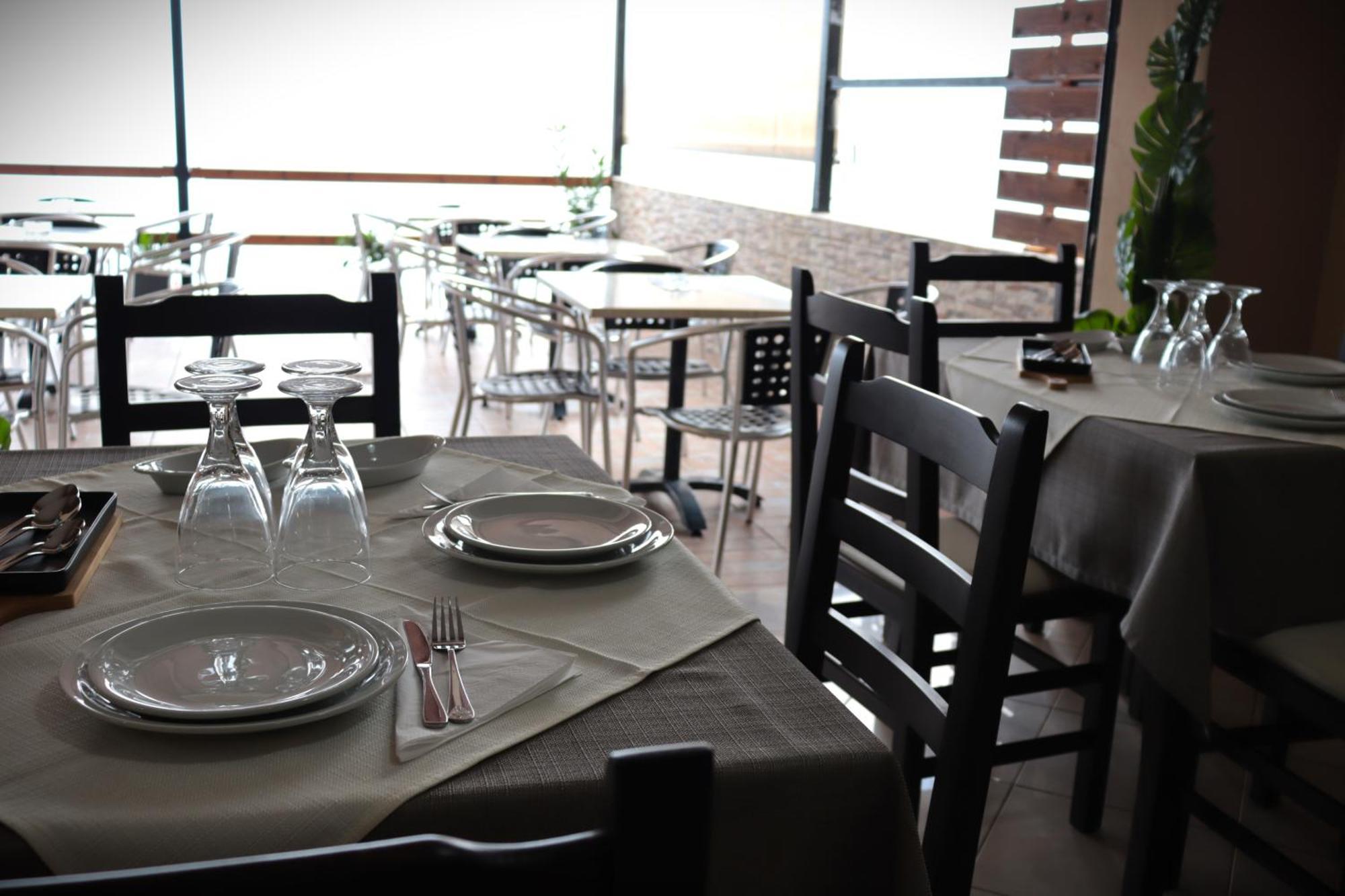 Anel Rooms Himare Exterior photo