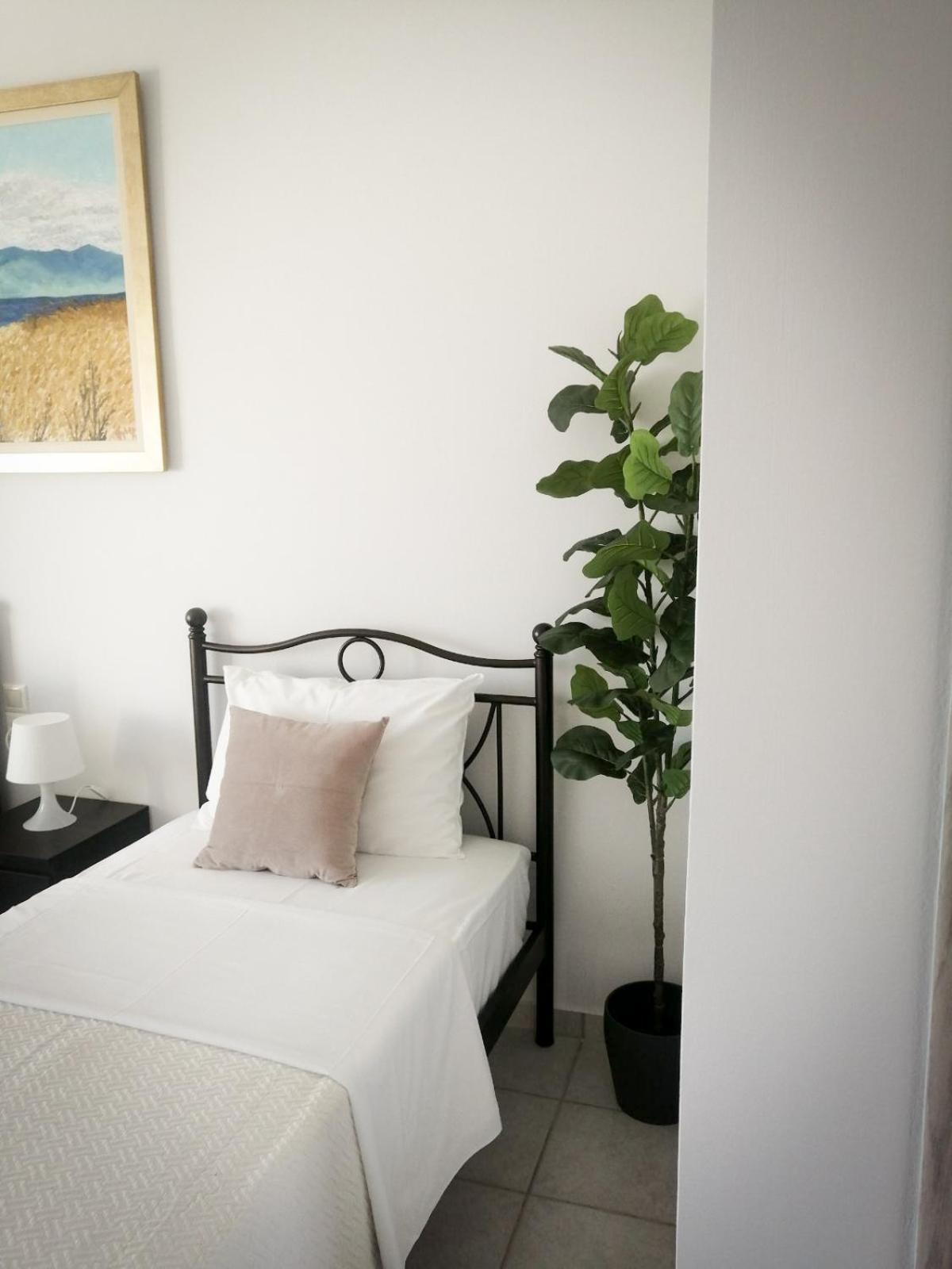 Anel Rooms Himare Exterior photo